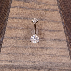 White Swarovski Crystal Navel in a 3 Prong Setting  (4mm/6mm)