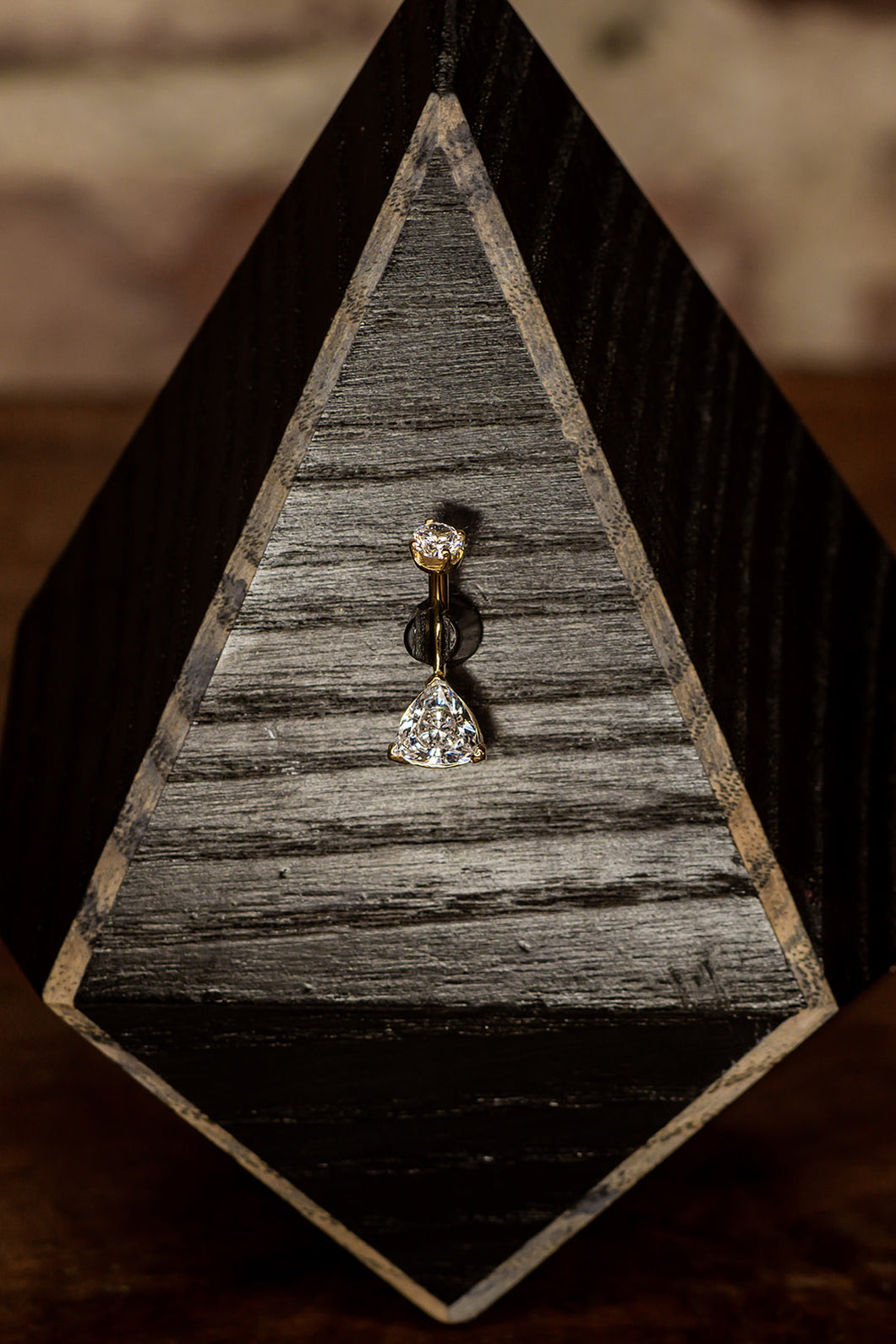 Triangle Crystal in Yellow Gold Navel 14g 5/16