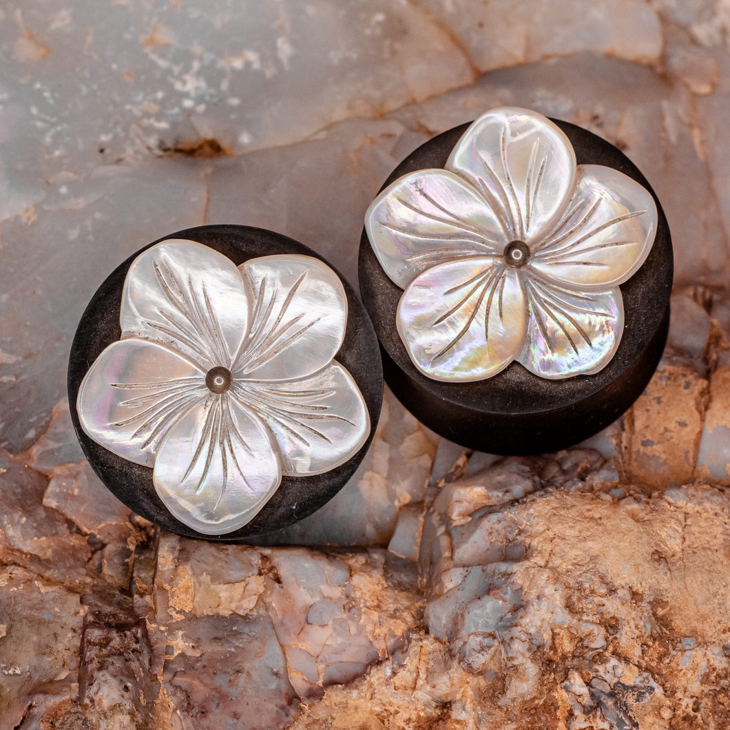Abalone Flower Plugs- 1 1/4